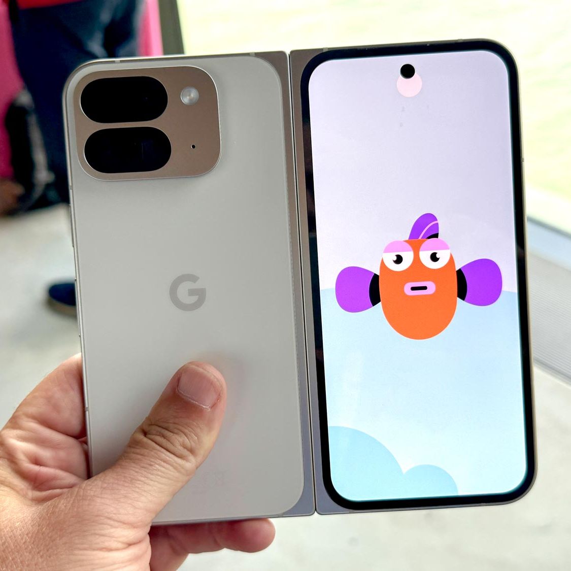 LIKGUS FOURRO PIXEL 9 PRO FOLD
